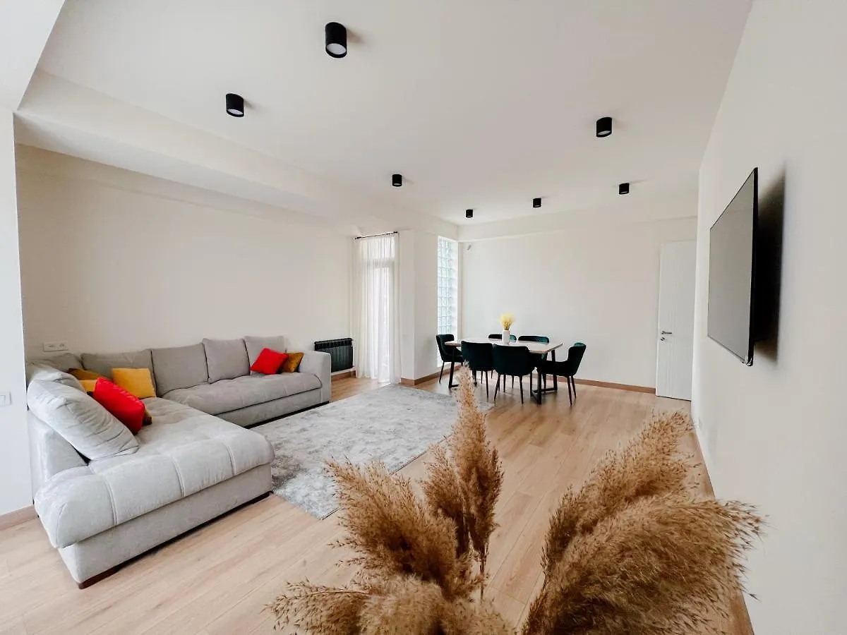 1121 Apartment Τυφλίδα